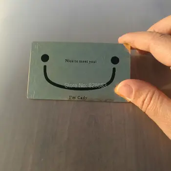 custom golden card shining face in size 85*54mm with logo cutting out or engraving, both sides poblishing
custom golden card shining face in size 85*54mm with logo cutting out or engraving, both sides poblishing