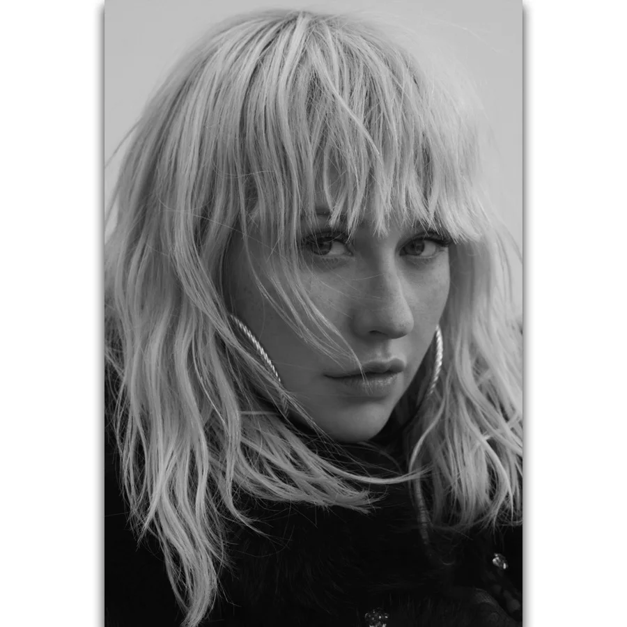S1601 Christina Aguilera Liberation Pop Music Singer