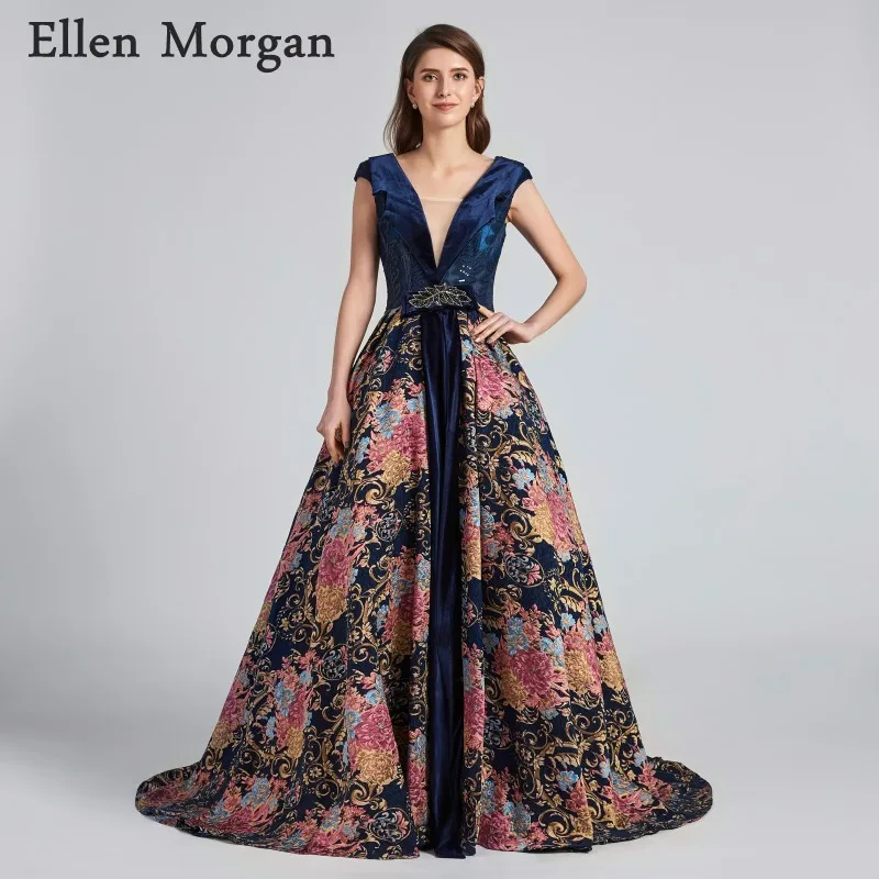 Vintage Navy Blue Ball Gowns Evening Dresses 2019 Sale Robe De Soiree Lace up Corset Cap Sleeve Celebrity Formal Party Gowns
Vintage Navy Blue Ball Gowns Evening Dresses 2019 Sale Robe De Soiree Lace up Corset Cap Sleeve Celebrity Formal Party Gowns
