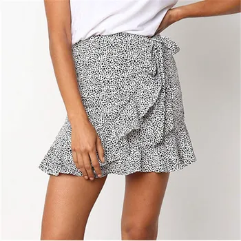 Polka Dot Mini Women Skirt Boho Bohemian White Summer Beach Skirts 2019 Ruffle Short Asymmetrical Skirt Female Casual Bottoms
Polka Dot Mini Women Skirt Boho Bohemian White Summer Beach Skirts 2019 Ruffle Short Asymmetrical Skirt Female Casual Bottoms