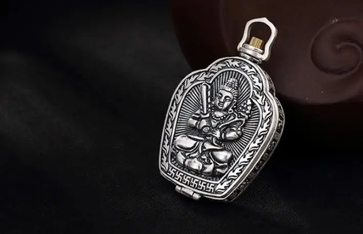 Sterling S990 990 silver Pendant openable charm Buddhism ethnic vintage 
Sterling S990 990 silver Pendant openable charm Buddhism ethnic vintage