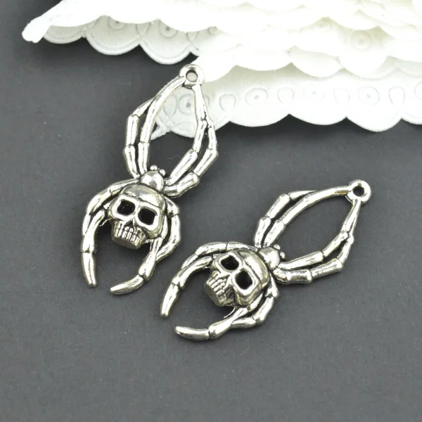 10Pcs metal spider skull Charm Antique Tibetan Silver Pendant Jewelry Products Charms Diy Pendants For Necklace Bracelets 2240
10Pcs metal spider skull Charm Antique Tibetan Silver Pendant Jewelry Products Charms Diy Pendants For Necklace Bracelets 2240