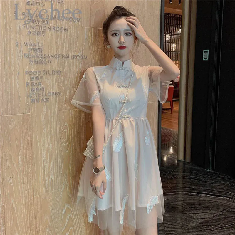 Lychee Vintage Solid Color Lady Dress Short Sleeve Summer Spring Above Knee High Waist Embroidery Buttons Women Cheongsam Dress
Lychee Vintage Solid Color Lady Dress Short Sleeve Summer Spring Above Knee High Waist Embroidery Buttons Women Cheongsam Dress