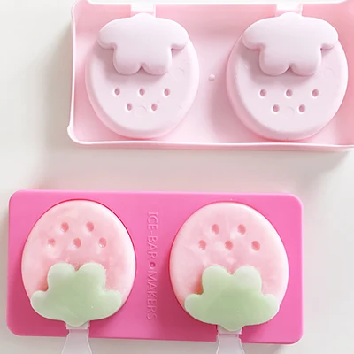 Cute two Homemade Ice Cream Strawberry popsicle mold 20.3*10.3*2.5cm Free shipping
Cute two Homemade Ice Cream Strawberry popsicle mold 20.3*10.3*2.5cm Free shipping