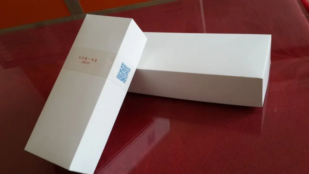 high quality customized craft paper box packaging with a competitive price (only need your design or LOGO)
high quality customized craft paper box packaging with a competitive price (only need your design or LOGO)