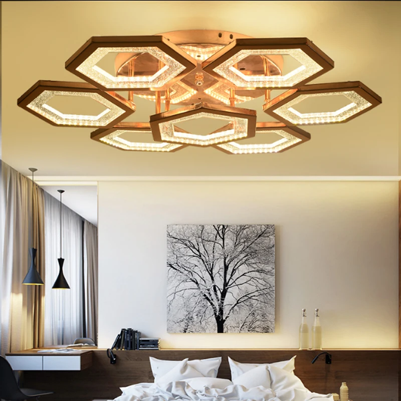 Modern minimalist electroplating hardware ceiling lamp creative hexagonal rose gold acrylic LED lighting living room decoration
Modern minimalist electroplating hardware ceiling lamp creative hexagonal rose gold acrylic LED lighting living room decoration