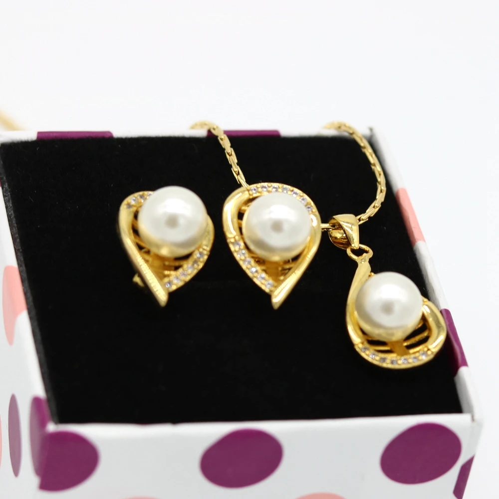 Pearl Pendant+Earrings Womens Jewelry Set Yellow Gold Filled Womens Accessories Fashion Gift
Pearl Pendant+Earrings Womens Jewelry Set Yellow Gold Filled Womens Accessories Fashion Gift
