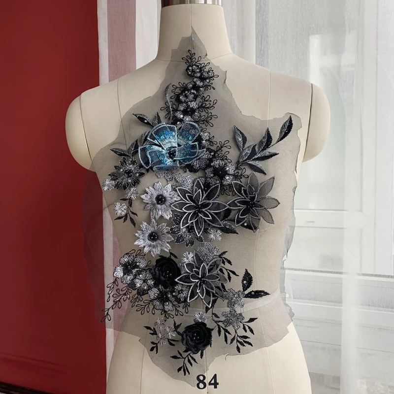 Free Shipping 3D Beaded Wedding Dress Lace Applique Flower Fabric Patch Handmade DIY Bridal Headdress Lace Collar 1Piece
Free Shipping 3D Beaded Wedding Dress Lace Applique Flower Fabric Patch Handmade DIY Bridal Headdress Lace Collar 1Piece