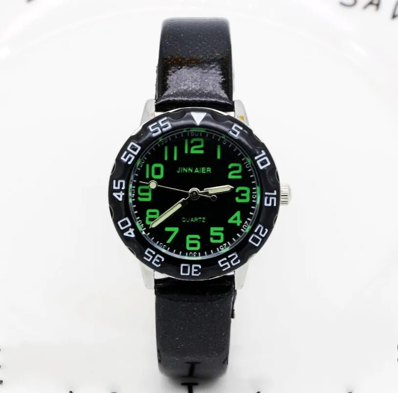 2019 New famous brand children girls boys digital quartz watches students kids clock leather wristwatches
2019 New famous brand children girls boys digital quartz watches students kids clock leather wristwatches