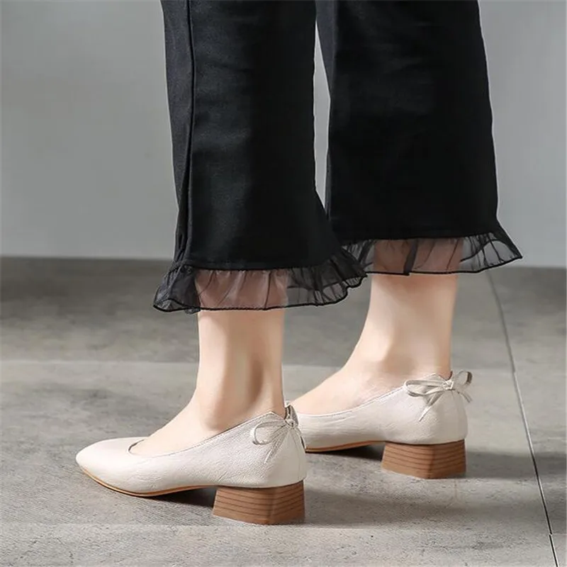High Heels Women Quality Leather Single Shoes Woman Dress Shoes Thick Heels Comfortable Round Head Female Student Shoes EU32-43
High Heels Women Quality Leather Single Shoes Woman Dress Shoes Thick Heels Comfortable Round Head Female Student Shoes EU32-43
