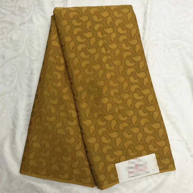 swiss voile lace in switzerland gold lace fabric tissu dentelle coton brode suisse nigerian lace fabric high quality5yard/lotLYB
swiss voile lace in switzerland gold lace fabric tissu dentelle coton brode suisse nigerian lace fabric high quality5yard/lotLYB