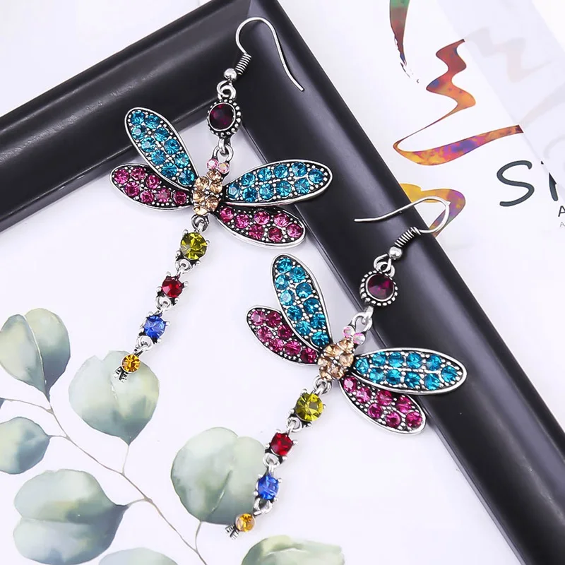 Fashion Dangle Dragonfly Earrings European Beauty Personality Pendant Earrings New Arrival Spring Summer Style For Girls Women
Fashion Dangle Dragonfly Earrings European Beauty Personality Pendant Earrings New Arrival Spring Summer Style For Girls Women