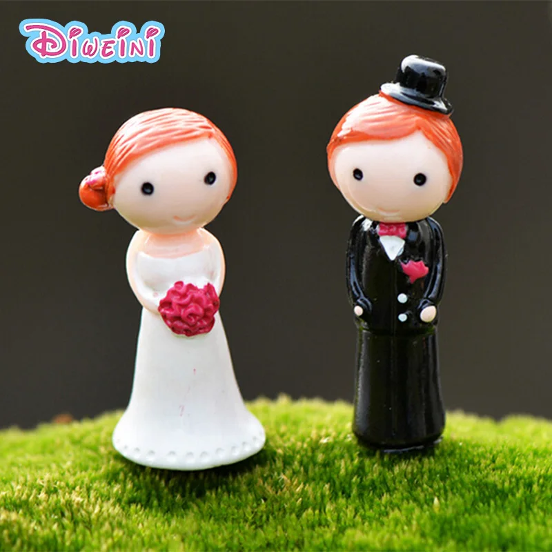 Wedding dress Doll Lover Miniature Figurine Wedding Doll Miniatures Couple home Garden Decoration Girl toy DIY accessories gift
Wedding dress Doll Lover Miniature Figurine Wedding Doll Miniatures Couple home Garden Decoration Girl toy DIY accessories gift