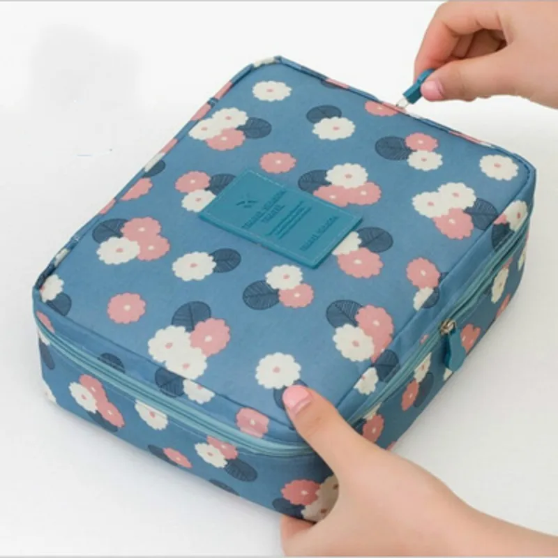 1PCS Bags Travel Organizer Storage Bags Portable Luggage Organizer Clothes Tidy Pouch Suitcase Packing Laundry Bag Storage Case
1PCS Bags Travel Organizer Storage Bags Portable Luggage Organizer Clothes Tidy Pouch Suitcase Packing Laundry Bag Storage Case