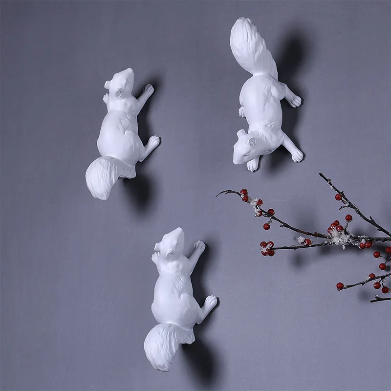 Nordic style White Squirrel Wall Decoration Crafts Modern Hotel Home Diningroom Background Wall Hanging Resin Animal Accessories
Nordic style White Squirrel Wall Decoration Crafts Modern Hotel Home Diningroom Background Wall Hanging Resin Animal Accessories