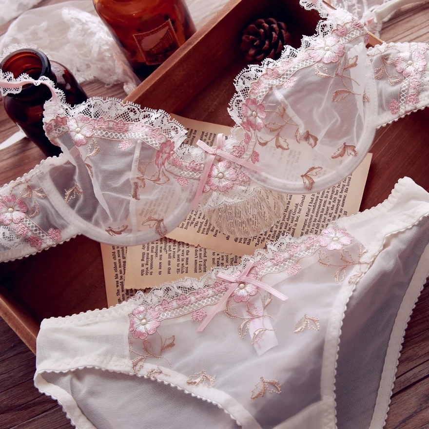 Кружевной комплект 