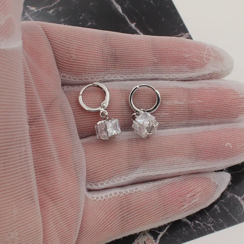 simple brief small little full zircon cute square tiny hoop earrings for women copper girls gifts fce077
simple brief small little full zircon cute square tiny hoop earrings for women copper girls gifts fce077