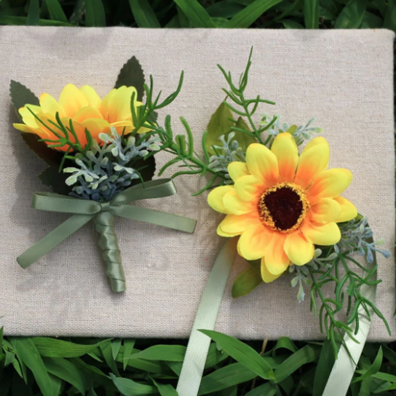 Artificial Silk Sunflowers Man Groom Botounniere Women Bride Wrist Corsage Wedding Flower Party Decoration
Artificial Silk Sunflowers Man Groom Botounniere Women Bride Wrist Corsage Wedding Flower Party Decoration