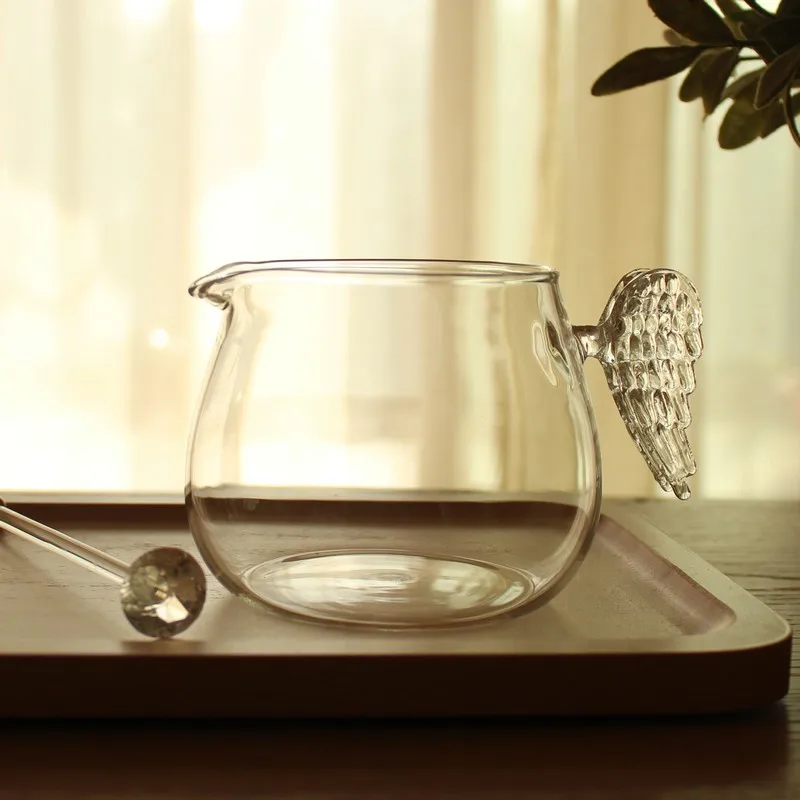 Angel wings glass mugs high temperature light workers creative glass juice milk mugs can be microwave
Angel wings glass mugs high temperature light workers creative glass juice milk mugs can be microwave
