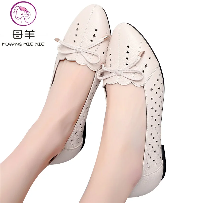 MUYANG 2018 High Quality Summer Women Sandals Comfortable Leather Flat Comfort Sandals Lady Summer Shoes Women sandals
MUYANG 2018 High Quality Summer Women Sandals Comfortable Leather Flat Comfort Sandals Lady Summer Shoes Women sandals