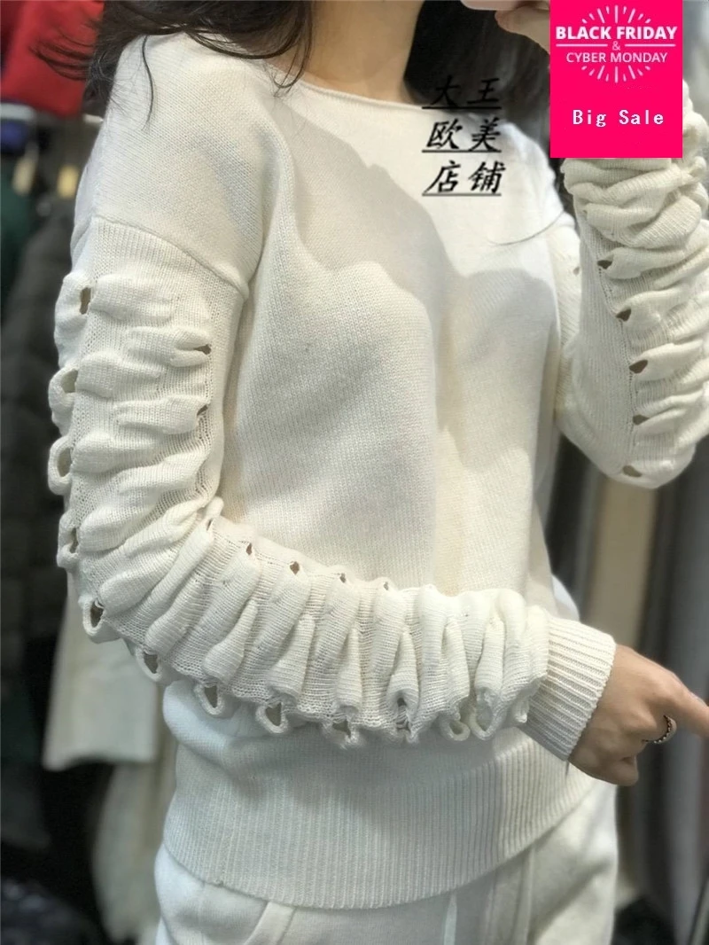 Winter Woolen and Cashmere Knitted warm Suit hollow cut Wrinkled on the sleeve Sweater + Mink Trousers Two-piece wj1853 |