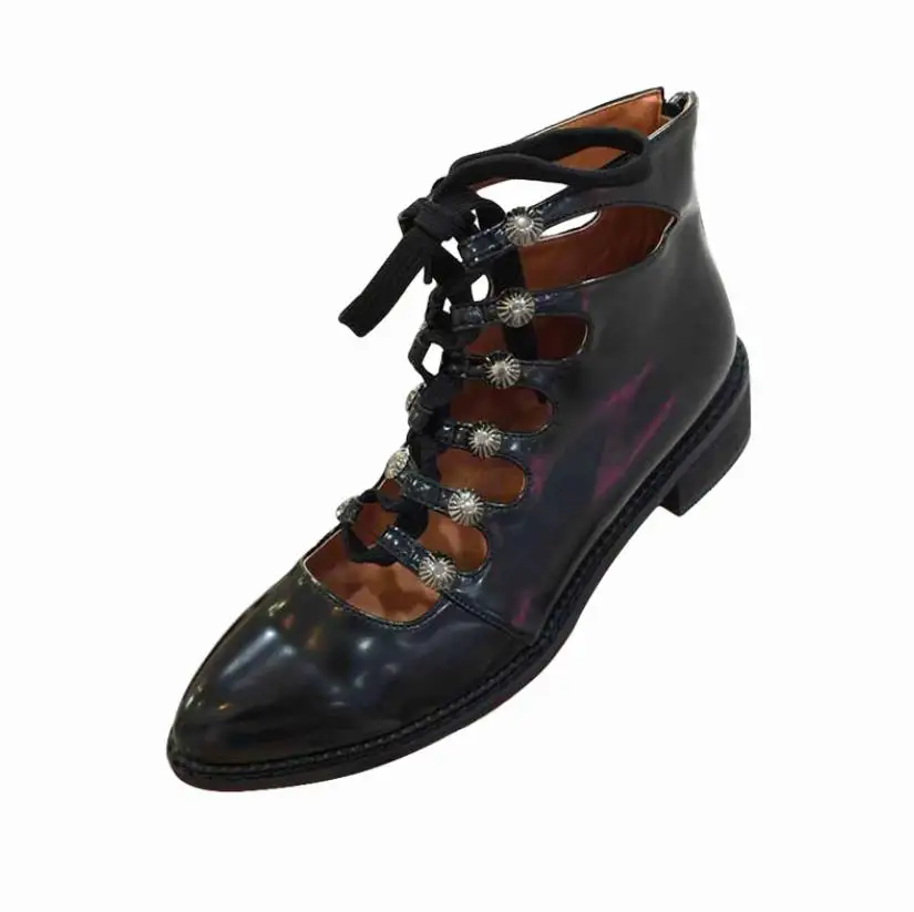 Spring and Autumn Fashion Korean version thick and lacquer leather tip hollow water drill rivet tie rear zipper Roman boots