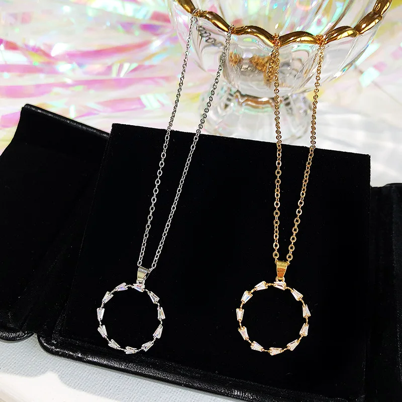 Geometric Zircon Round Necklaces For Women Girls Micro-inlaid Zircon Clavicle Necklace Fashion Jewelry Gift PN21
Geometric Zircon Round Necklaces For Women Girls Micro-inlaid Zircon Clavicle Necklace Fashion Jewelry Gift PN21