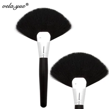 Professional Powder Brush Soft Dense Goat Hair Large Fan Brush High Quality Face Makeup Tool
Professional Powder Brush Soft Dense Goat Hair Large Fan Brush High Quality Face Makeup Tool