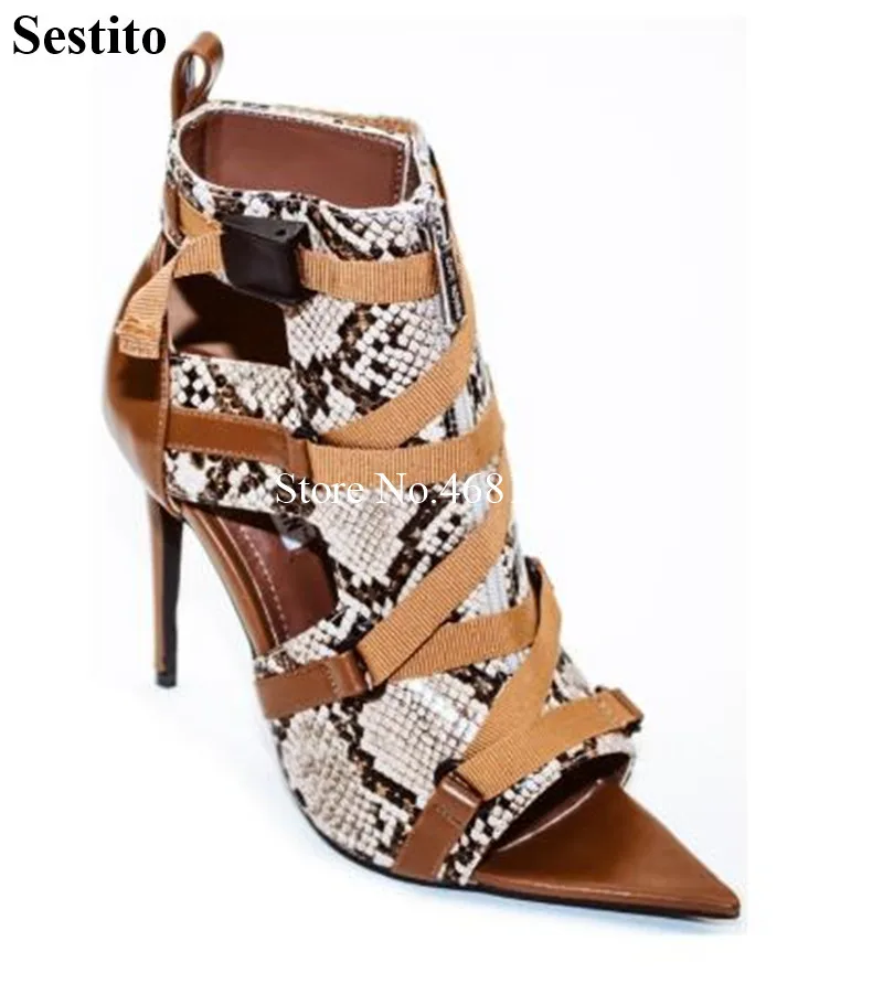 European new sexy Roman snakeskin stiletto heels green black all black color matching open toe hollow zipper sandals
European new sexy Roman snakeskin stiletto heels green black all black color matching open toe hollow zipper sandals