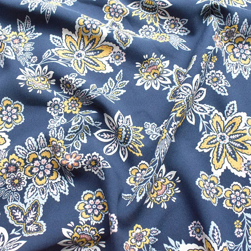 Extra thick satin ramie chiffon fabric spring and autumn printing fabric navy blue broken flower is not transparent
Extra thick satin ramie chiffon fabric spring and autumn printing fabric navy blue broken flower is not transparent