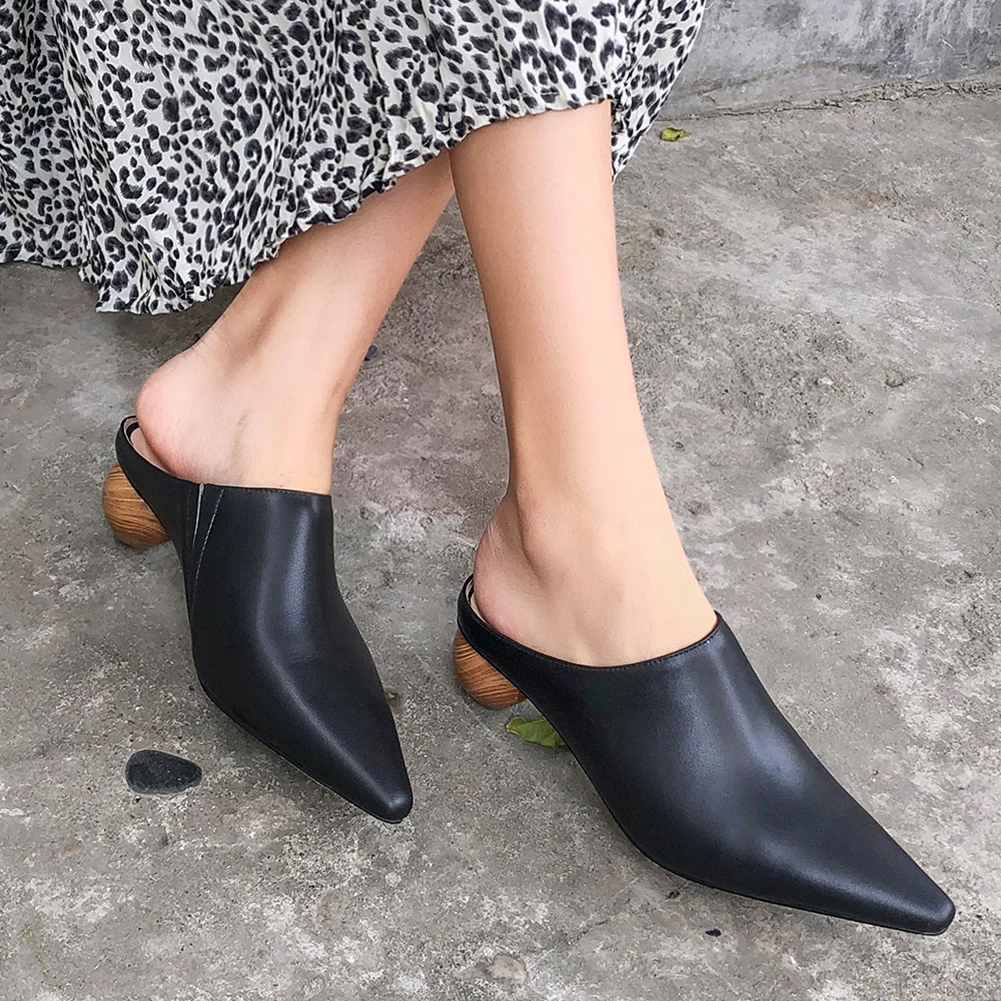 brand design genuine leather pigskin round heels lady pumps woman shoes pointed toe shoes woman Mules shoes women female
brand design genuine leather pigskin round heels lady pumps woman shoes pointed toe shoes woman Mules shoes women female