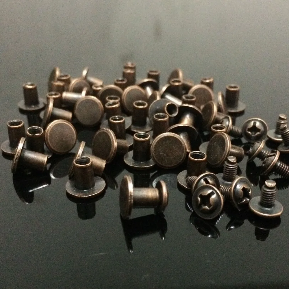 Hot Sell 100Sets 8X7MM Antique Copper Round Flat Spikes Metal Studs Rivets Screwback Spots Cone Leather Craft Spikes Fit For DIY
Hot Sell 100Sets 8X7MM Antique Copper Round Flat Spikes Metal Studs Rivets Screwback Spots Cone Leather Craft Spikes Fit For DIY