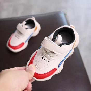 Children's shoes, boys and girls, casual baby sports shoes, children's breathable soft sports running shoes
Children's shoes, boys and girls, casual baby sports shoes, children's breathable soft sports running shoes
