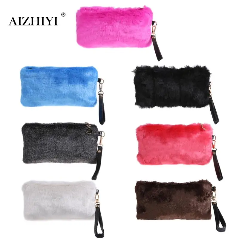 Women Winter Plush Mini Handbag High Imitation Fur Small Soft Chain Phone Bag Girls Ladies Evening Handbag Bolsa Feminina
Women Winter Plush Mini Handbag High Imitation Fur Small Soft Chain Phone Bag Girls Ladies Evening Handbag Bolsa Feminina