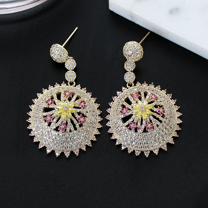 Gold Color Drop Earring Luxury Zircon Dense Paved Lady`s Jewelry High Quality XIUMEIYIZU New Banquet Party Accessories
Gold Color Drop Earring Luxury Zircon Dense Paved Lady`s Jewelry High Quality XIUMEIYIZU New Banquet Party Accessories