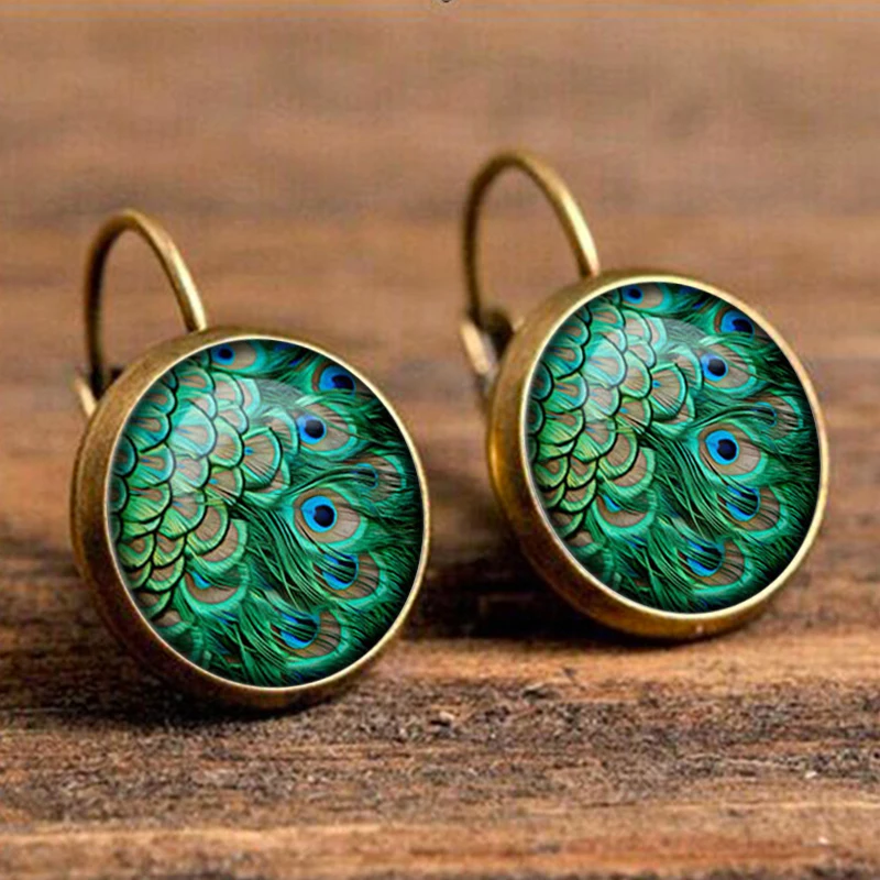 SUTEYI Fashion Crystal Earrings Unique Art Peacock Wiggling Feather Earring Jewelry Charm Animal Pattern Handmade Gift EF31
SUTEYI Fashion Crystal Earrings Unique Art Peacock Wiggling Feather Earring Jewelry Charm Animal Pattern Handmade Gift EF31