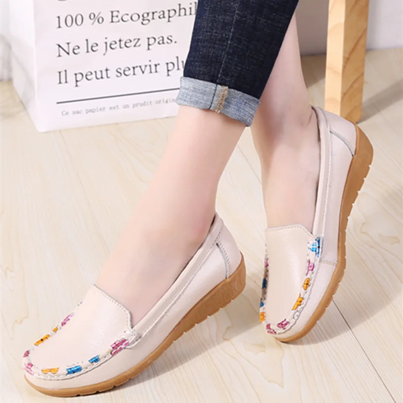 AARDIMI 2018 Classics Women Flats Genuine Leather Shoes Summer Autumn Casual Female Loafers Fashion Shallow Slip On Nurse Shoes
AARDIMI 2018 Classics Women Flats Genuine Leather Shoes Summer Autumn Casual Female Loafers Fashion Shallow Slip On Nurse Shoes