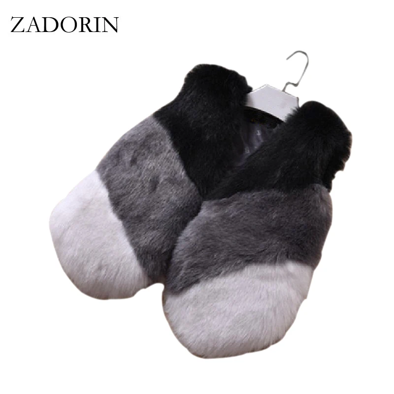 Faux Fur Vest Fashion Women Faux Fur Vests White Grey Black Splicing Faux fur Jacket Gilet Fourrure manteau femme Coat XS-2XL
Faux Fur Vest Fashion Women Faux Fur Vests White Grey Black Splicing Faux fur Jacket Gilet Fourrure manteau femme Coat XS-2XL