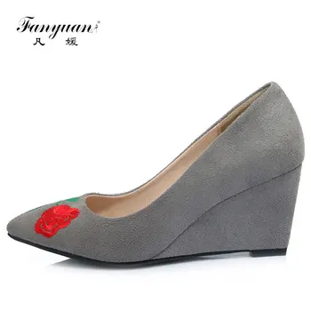 Luxury Flock Women Wedges Pump 2018 Spring Autumn Med High Heel Flower Embroider Vintage Shoes Pointed Toe Slip-on Wedding Shoes
Luxury Flock Women Wedges Pump 2018 Spring Autumn Med High Heel Flower Embroider Vintage Shoes Pointed Toe Slip-on Wedding Shoes