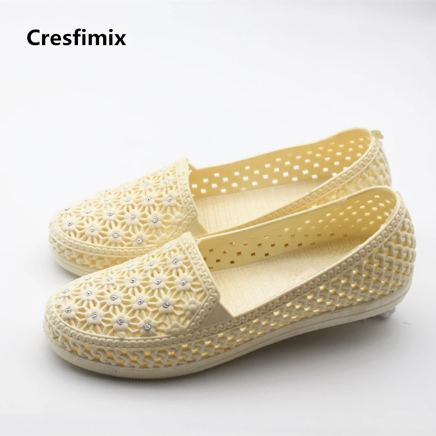 Cresfimix women fashion mesh breathable jelly flat shoes lady cute spring & summer flats female comfortable shoes zapatos mujer
Cresfimix women fashion mesh breathable jelly flat shoes lady cute spring & summer flats female comfortable shoes zapatos mujer