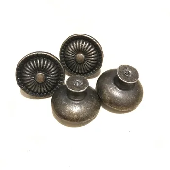 4Pcs Furniture Knobs Solid Mental Kitchen Door Handles Cupboard Wardrobe Drawer Pull Handle Vintage Cabinet Knobs and Handles
4Pcs Furniture Knobs Solid Mental Kitchen Door Handles Cupboard Wardrobe Drawer Pull Handle Vintage Cabinet Knobs and Handles