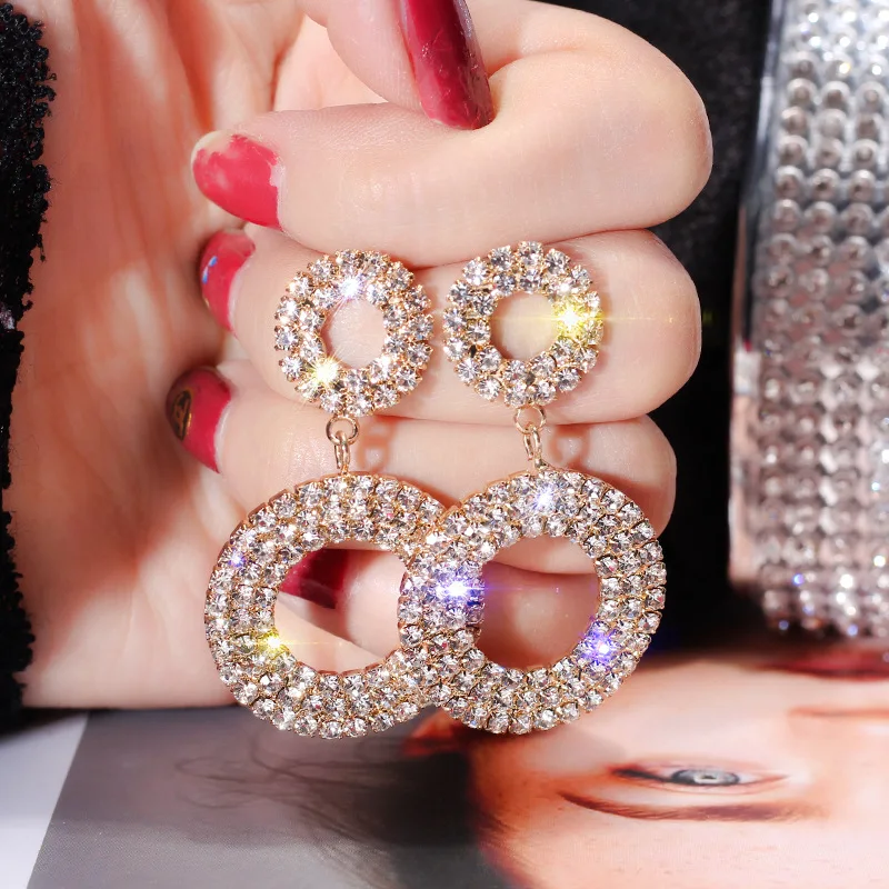 New design fashion exaggerated geometric circle earrings personality wild crystal earrings temperament for woman
New design fashion exaggerated geometric circle earrings personality wild crystal earrings temperament for woman