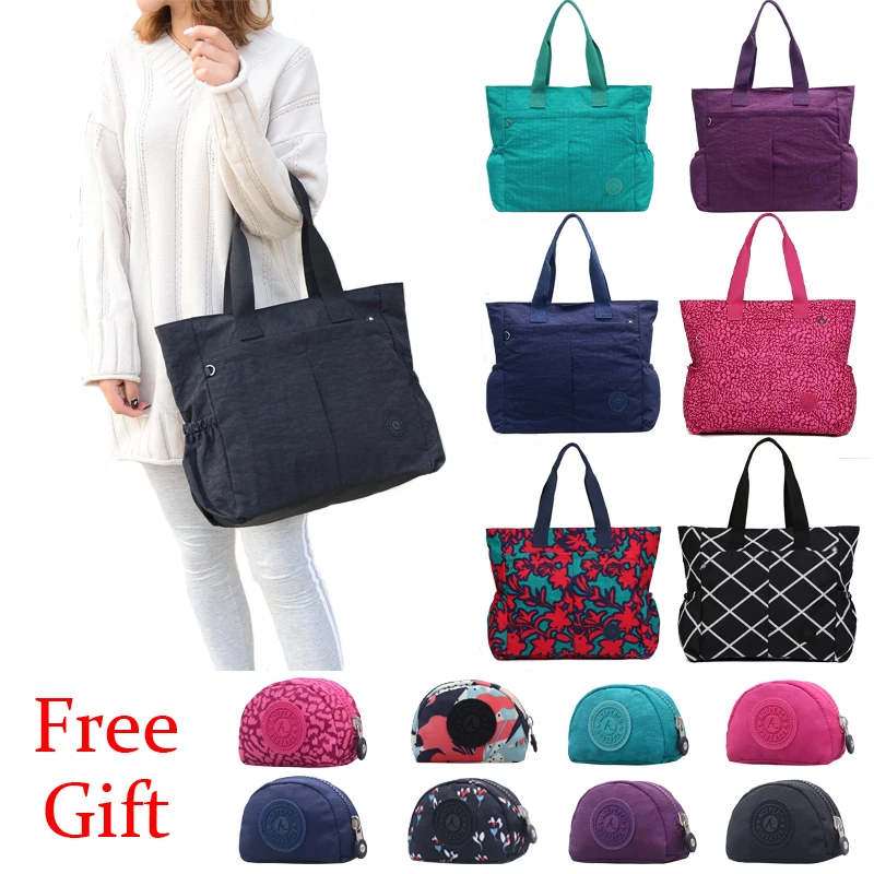 ORIGINAL New Original Design Women Big Capacity Bags Nylon bag Floral Handbags Zipper Bag Bolsos Send Monkey Pendant
ORIGINAL New Original Design Women Big Capacity Bags Nylon bag Floral Handbags Zipper Bag Bolsos Send Monkey Pendant