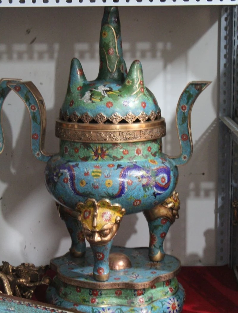 30" Marked Chinese Cloisonne Bronze Gild Dragon Lion Beast Incense Burner Censer
30" Marked Chinese Cloisonne Bronze Gild Dragon Lion Beast Incense Burner Censer