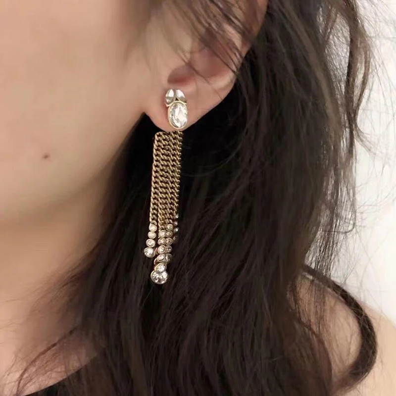 Crystal Zircon Dangle Earrings for Women High Quality Luxury 1:1Metal Tassel Drop Earring Fashion Brand Wedding Party Jewerly
Crystal Zircon Dangle Earrings for Women High Quality Luxury 1:1Metal Tassel Drop Earring Fashion Brand Wedding Party Jewerly