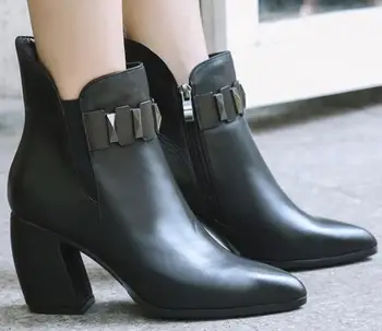 Genuine Leather Shoes Woman Chaussure Femme Ladies Girls Winter Ankle Martin Boots For Women Pumps High Heels Fashion G61261
Genuine Leather Shoes Woman Chaussure Femme Ladies Girls Winter Ankle Martin Boots For Women Pumps High Heels Fashion G61261