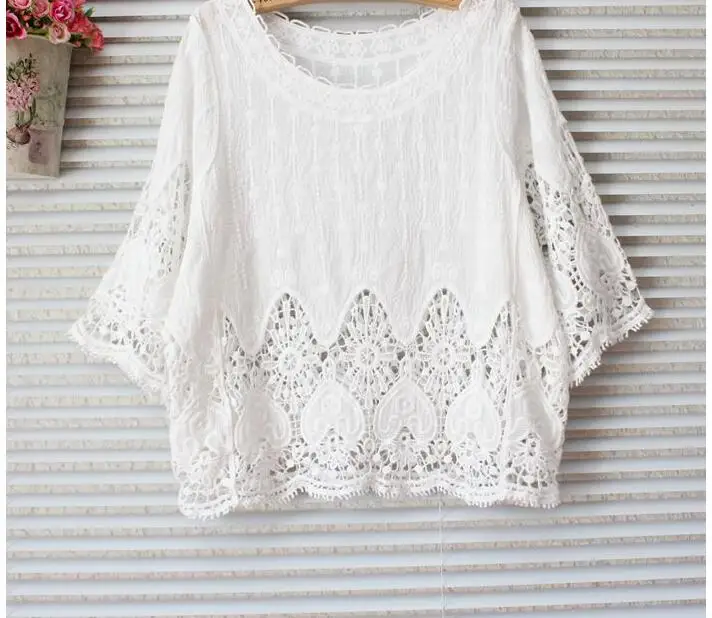 2018 Korean Fashion Lace Blouse Shirt Women Embroidery White Summer Womens Tops and Blouses Sun Protection Camisa Feminina Blusa
2018 Korean Fashion Lace Blouse Shirt Women Embroidery White Summer Womens Tops and Blouses Sun Protection Camisa Feminina Blusa