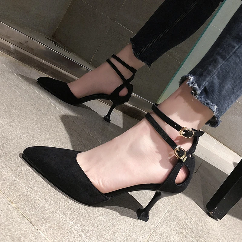2019 Women Fashion Office Cross Tied Heel Sandals Pointed Toe Square Party Wedding Shoes High Heel Sandals Sandalias Mujer
2019 Women Fashion Office Cross Tied Heel Sandals Pointed Toe Square Party Wedding Shoes High Heel Sandals Sandalias Mujer