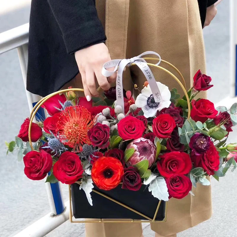 Новое поступление 2019, железные магнитные подарочные коробки с рисунком в виде сердца, металлические золотые ведра для букета цветов, декор для свадебвечерние
Новое поступление 2019, железные магнитные подарочные коробки с рисунком в виде сердца, металлические золотые ведра для букета цветов, декор для свадебвечерние