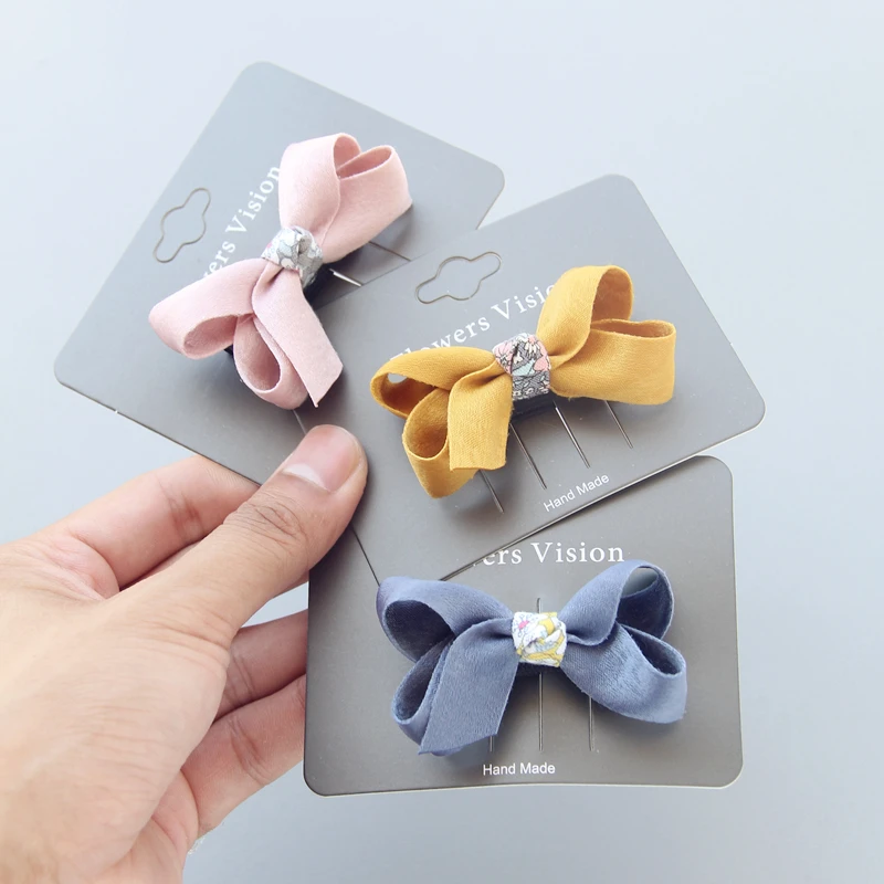 Fabric bow Clips Hair bow Hair Clips Hair Barrettes Boutique Cloth Hairbow Hairgrips Kids Girl's Headwear Hair Accessories
Fabric bow Clips Hair bow Hair Clips Hair Barrettes Boutique Cloth Hairbow Hairgrips Kids Girl's Headwear Hair Accessories